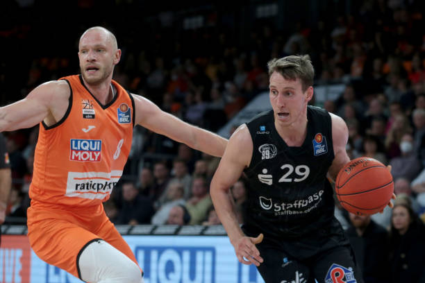 时排名会更 时排名会更