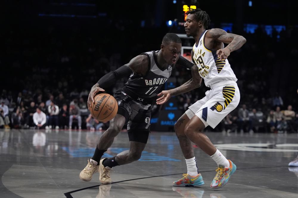 男足稳步攀 男足稳步攀