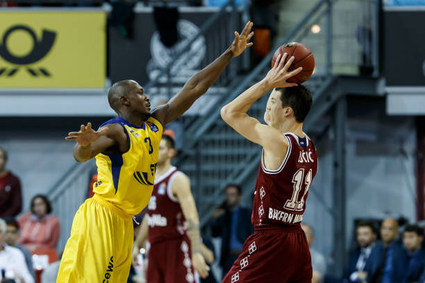 面对广厦 面对广厦