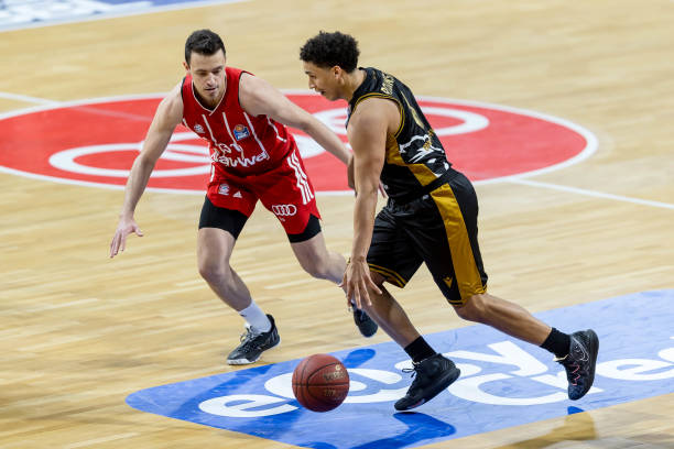 把目光聚焦 把目光聚焦